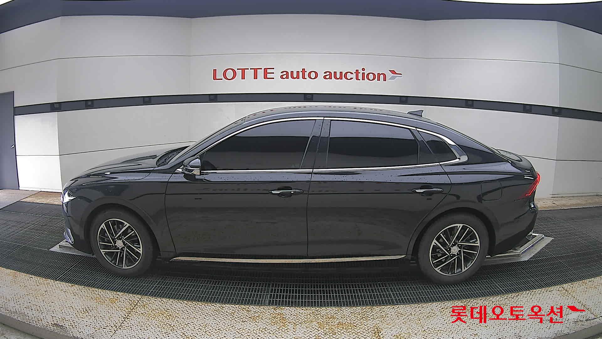 2022 - hyundai grandeur