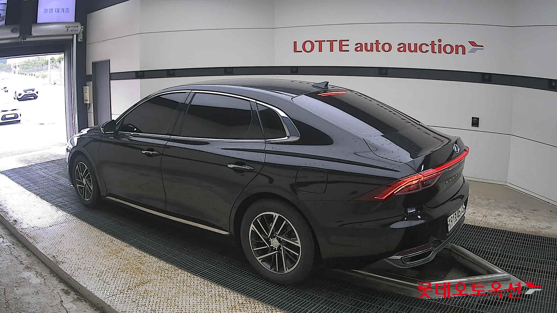 2022 - hyundai grandeur