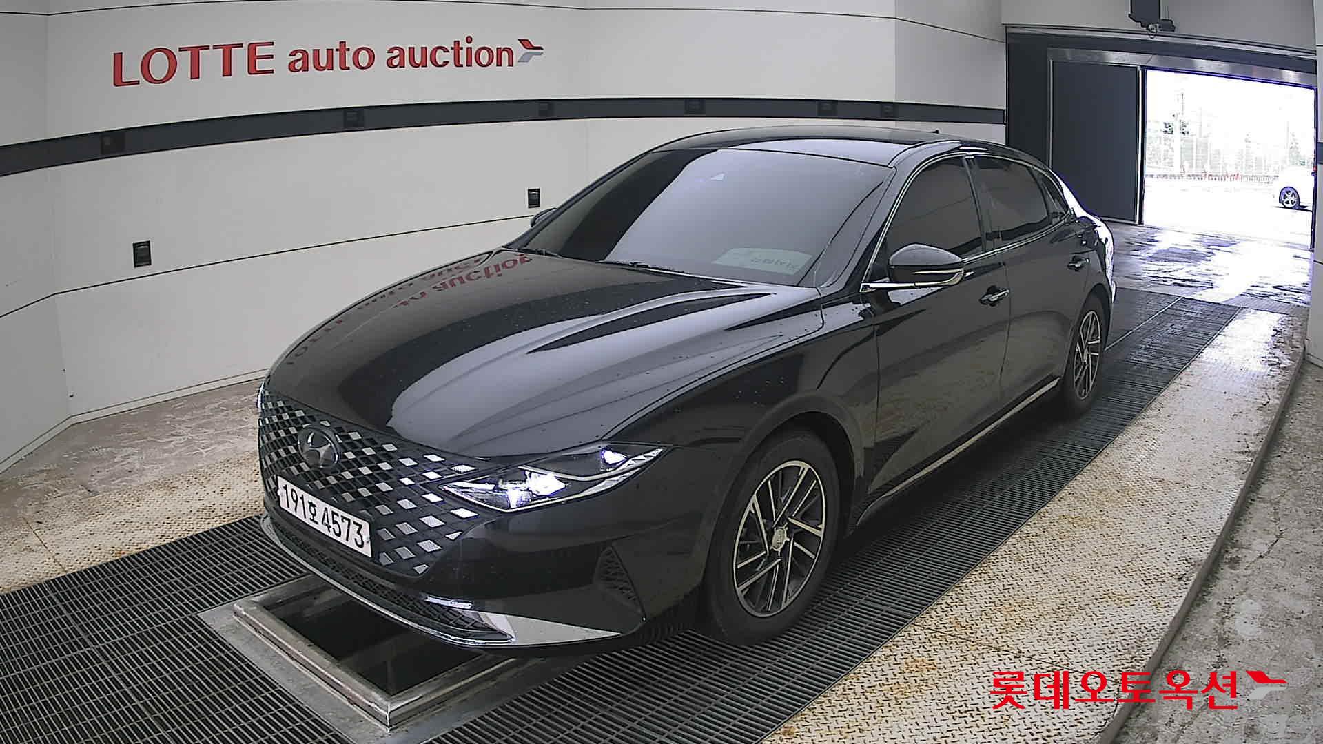 2022 - hyundai grandeur