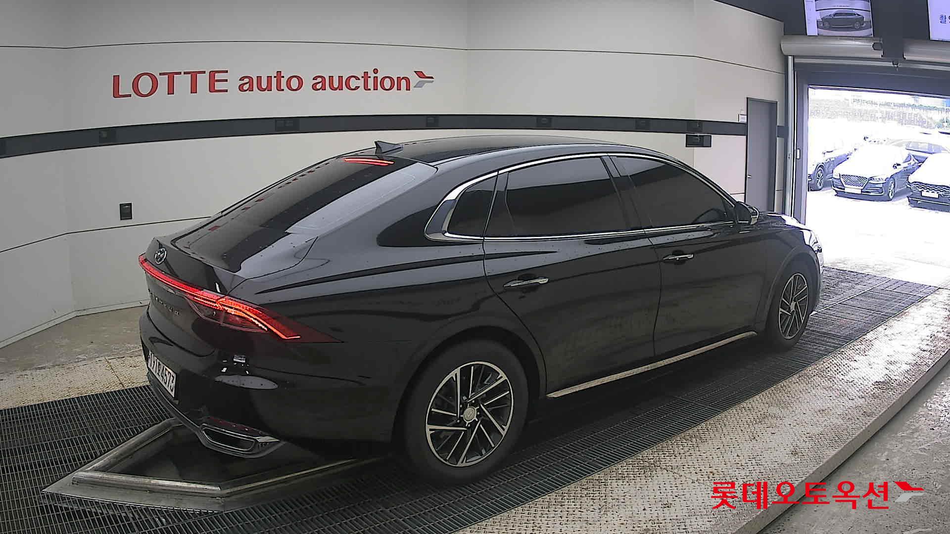 2022 - hyundai grandeur