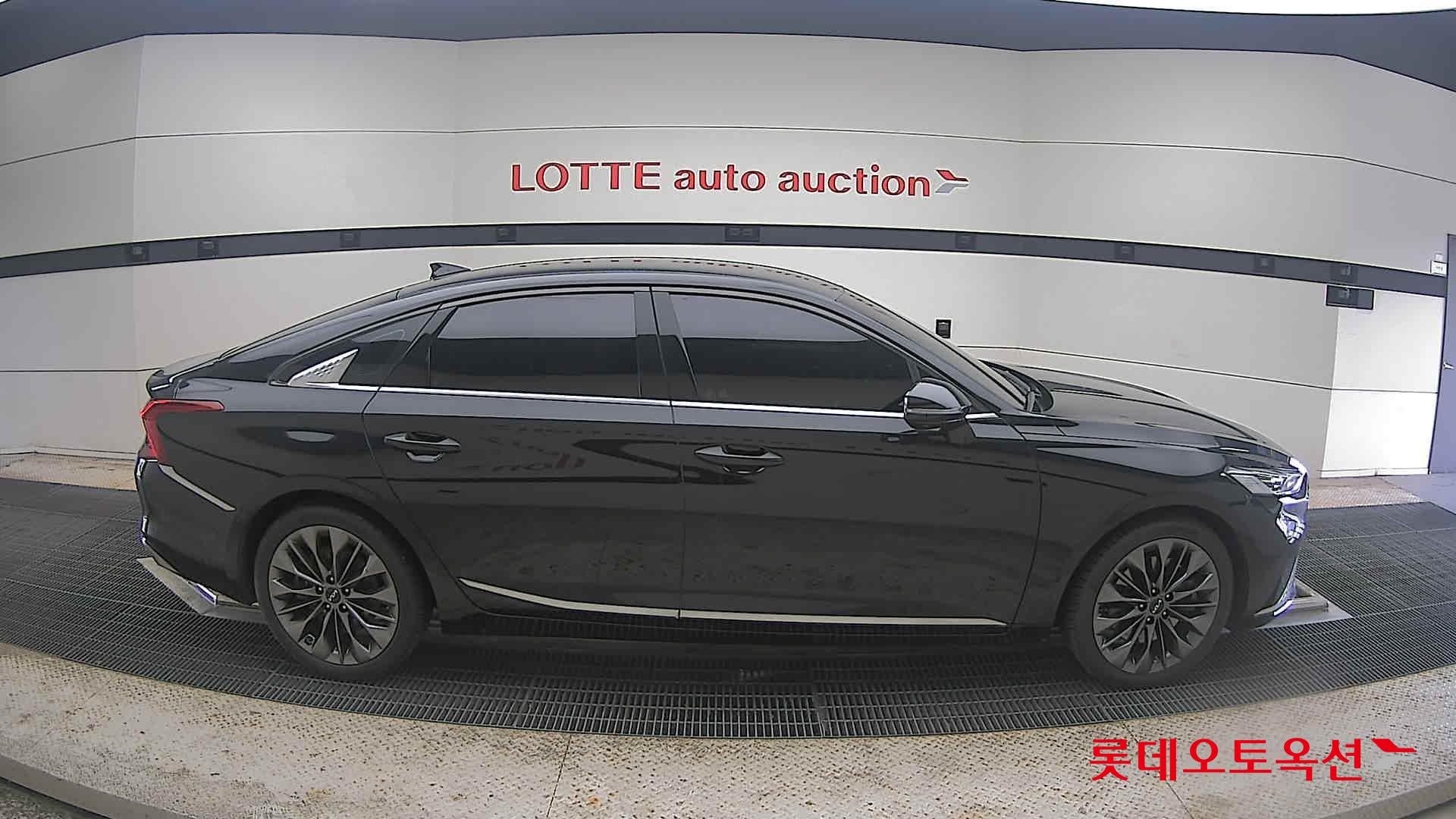 2023 - kia k8