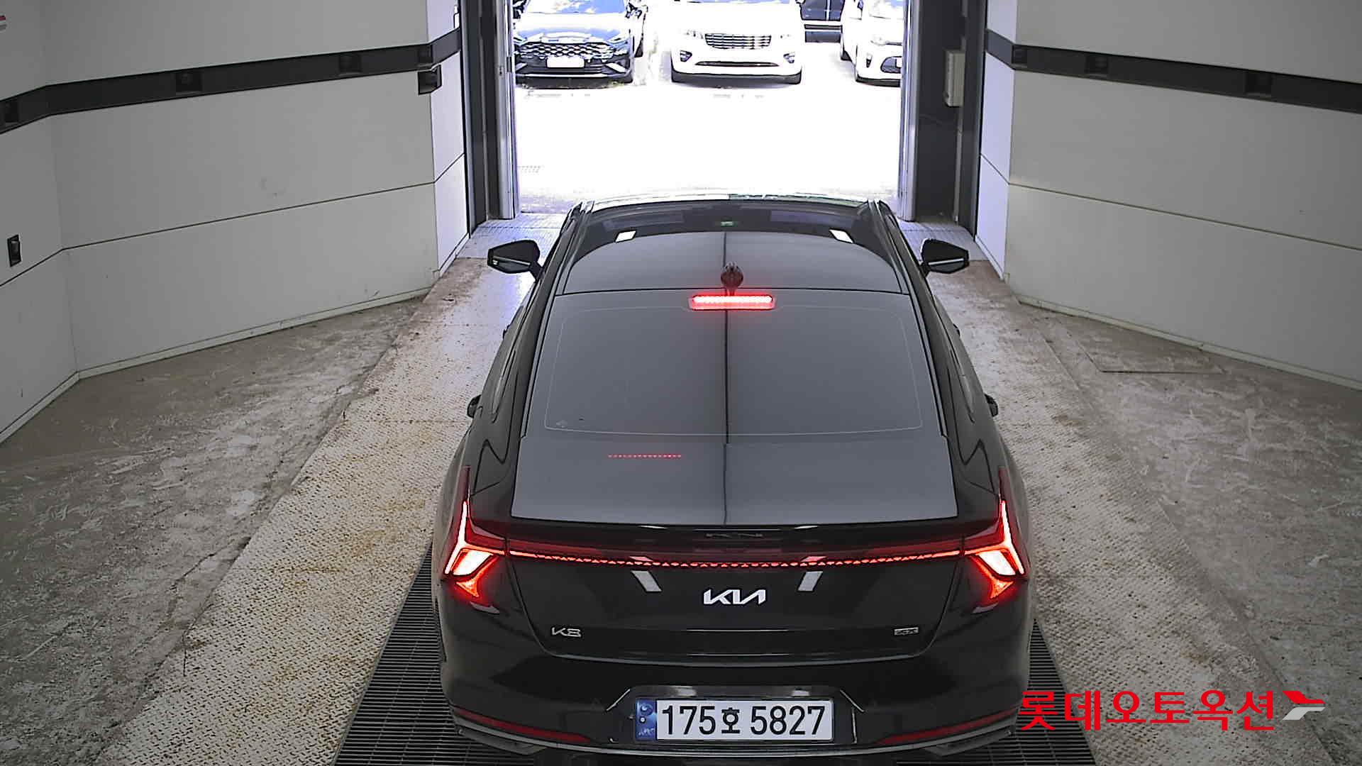 2023 - kia k8