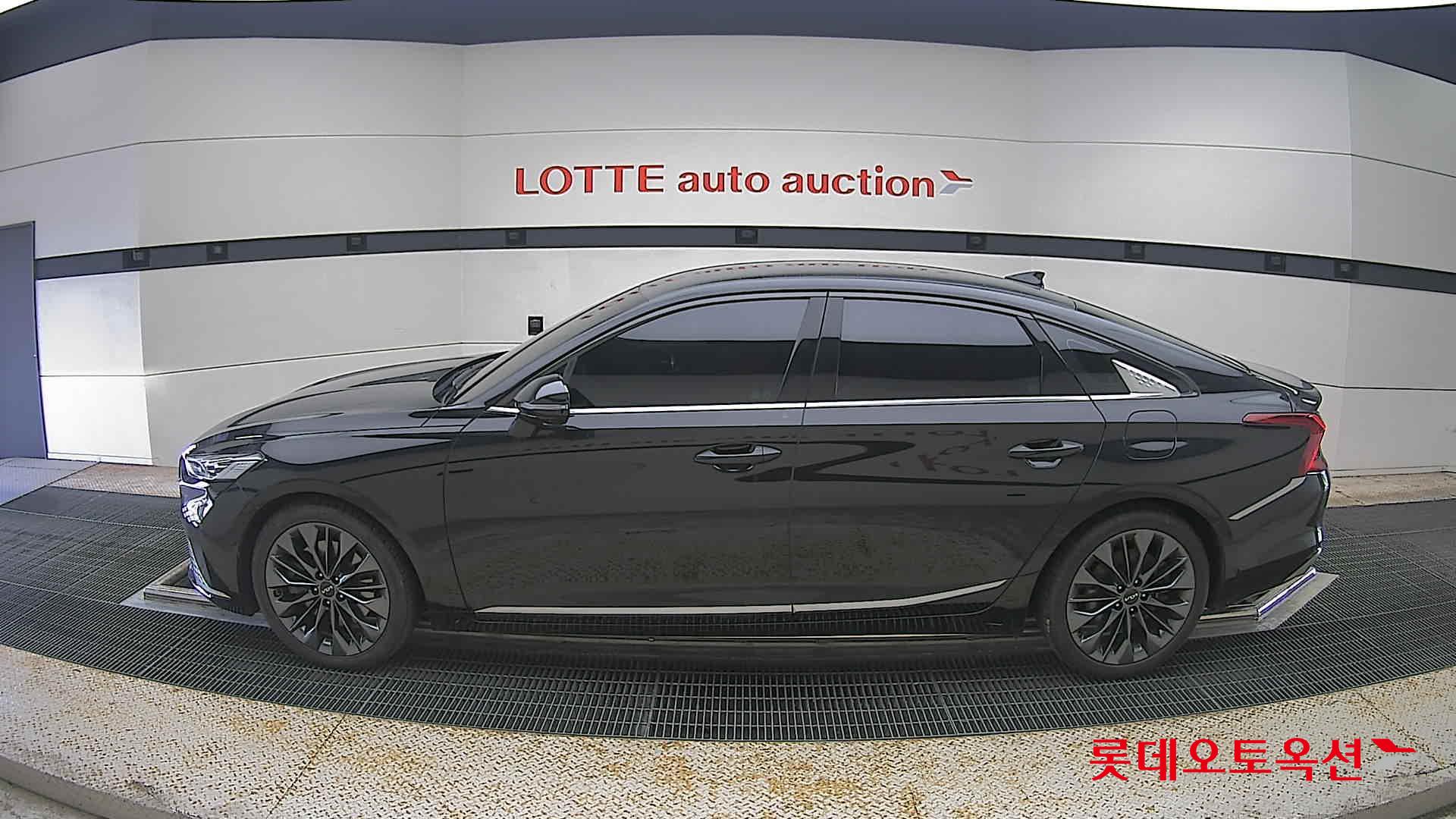 2023 - kia k8