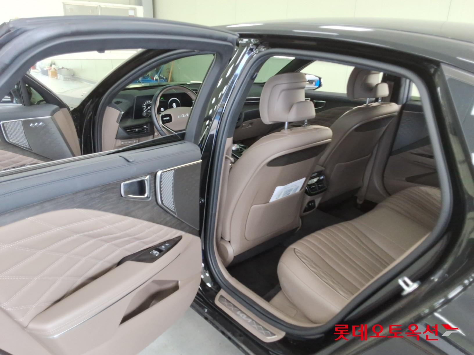 2023 - kia k8