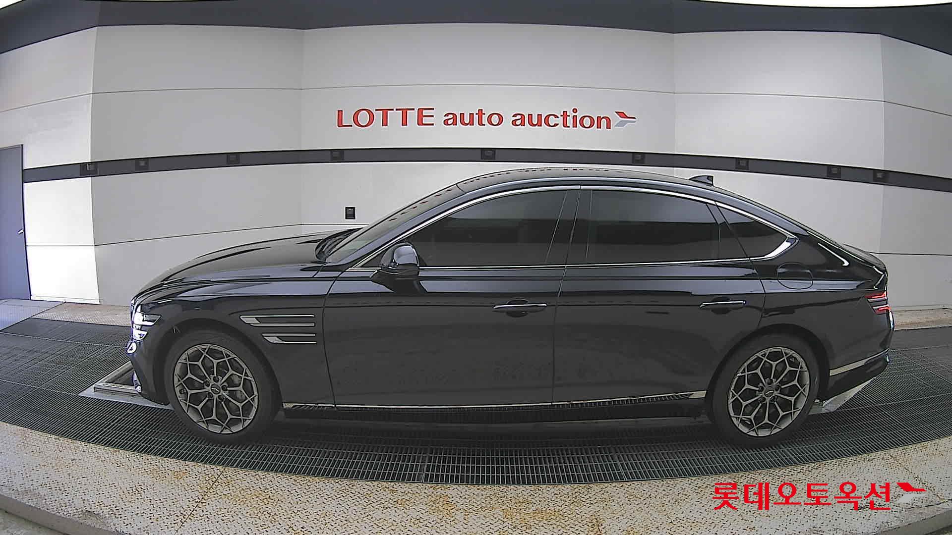 Genesis G80 - 13