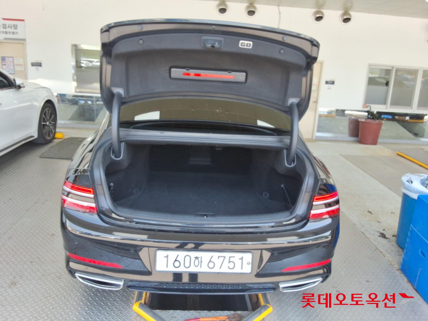 Genesis G80 - 9