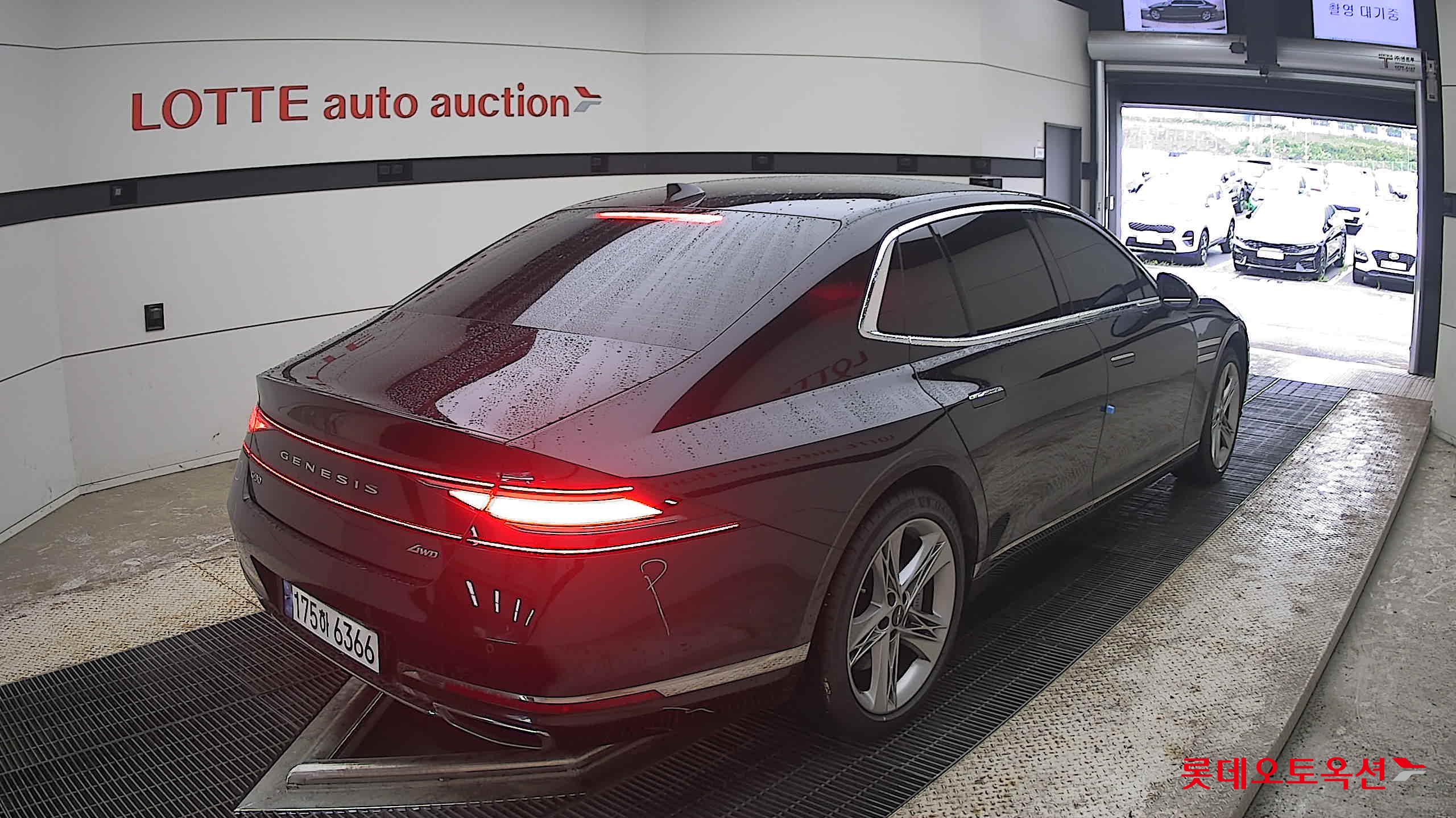 2023 - genesis g90