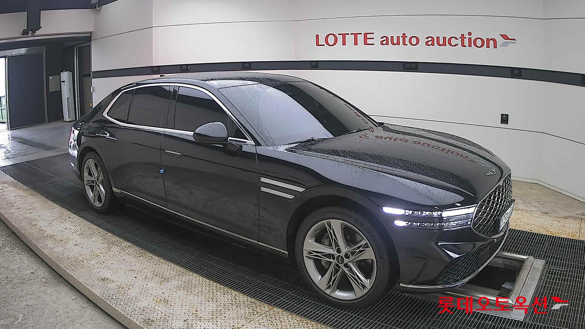 2023 - genesis g90