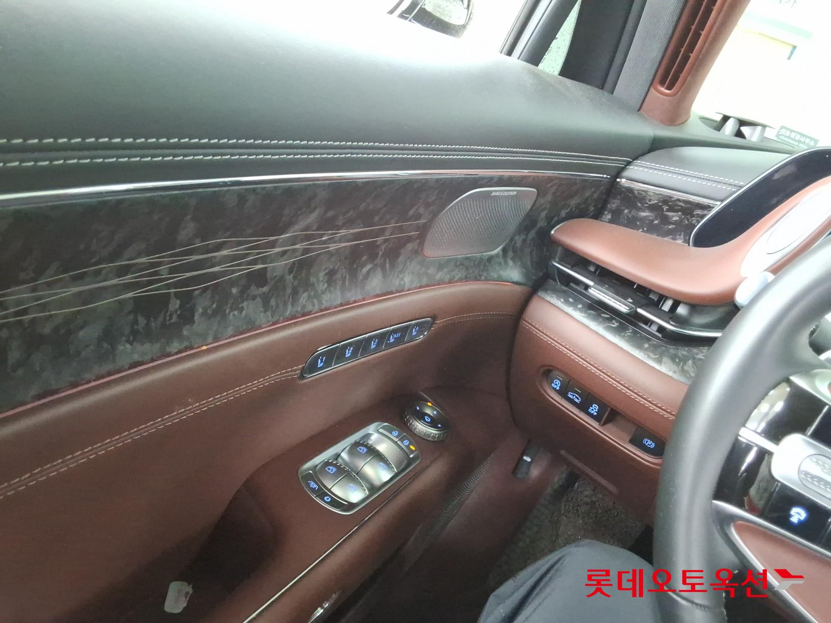 2023 - genesis g90