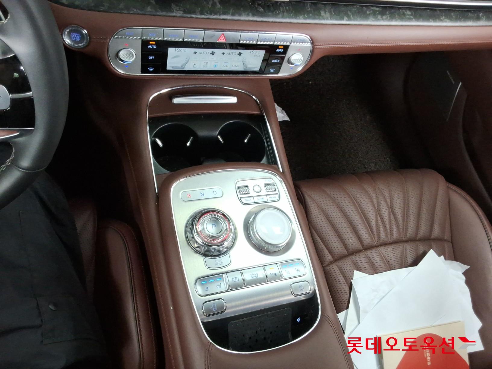 2023 - genesis g90
