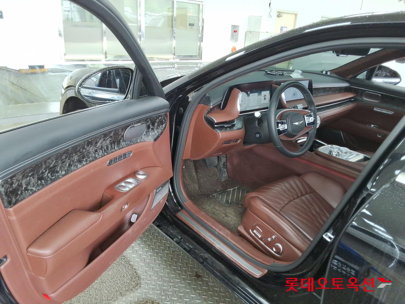 2023 - genesis g90