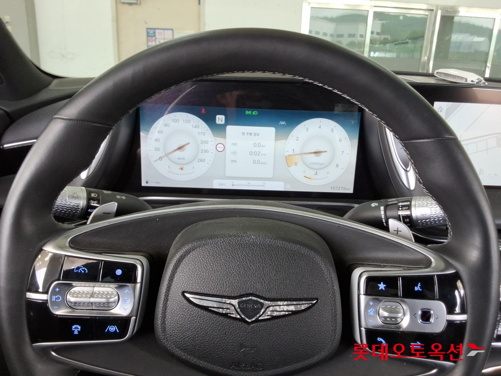 2022 - genesis g90