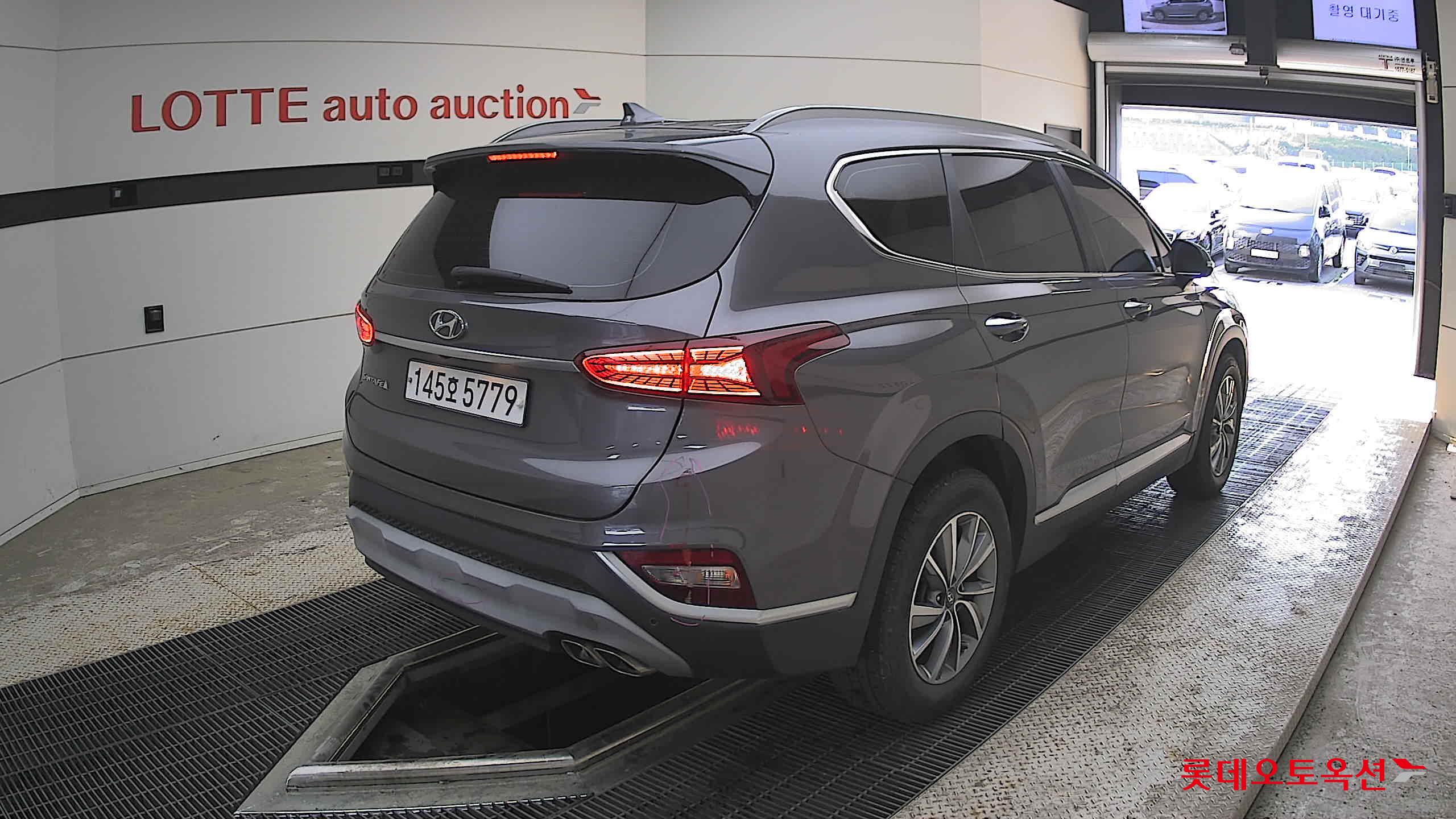 Hyundai Santa Fe - 5