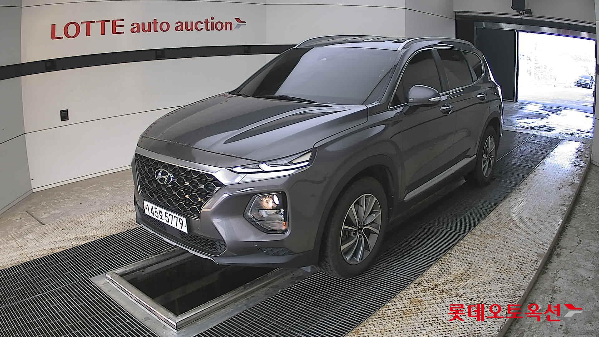 Hyundai Santa Fe - 3