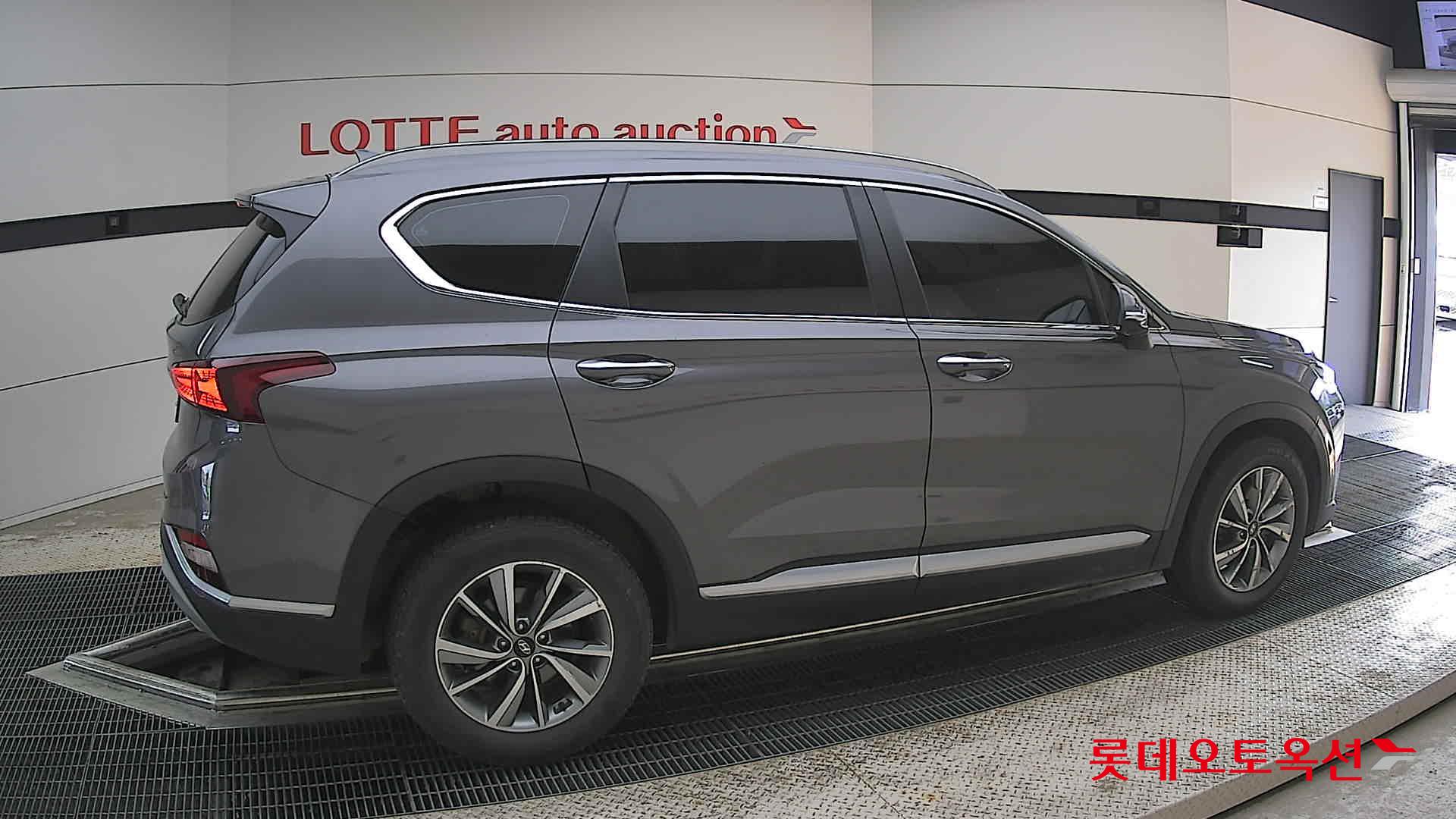 Hyundai Santa Fe - 20