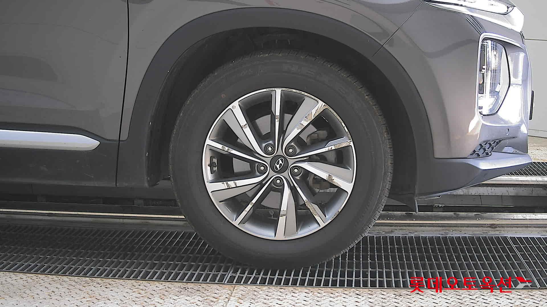 Hyundai Santa Fe - 27