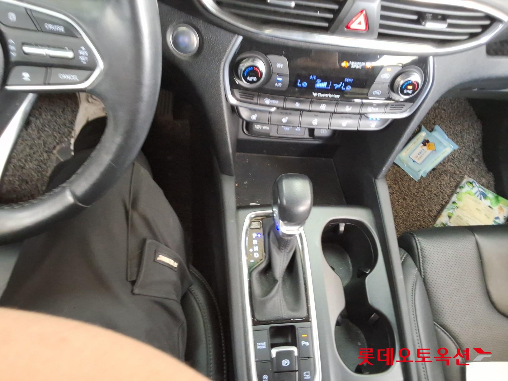 Hyundai Santa Fe - 34