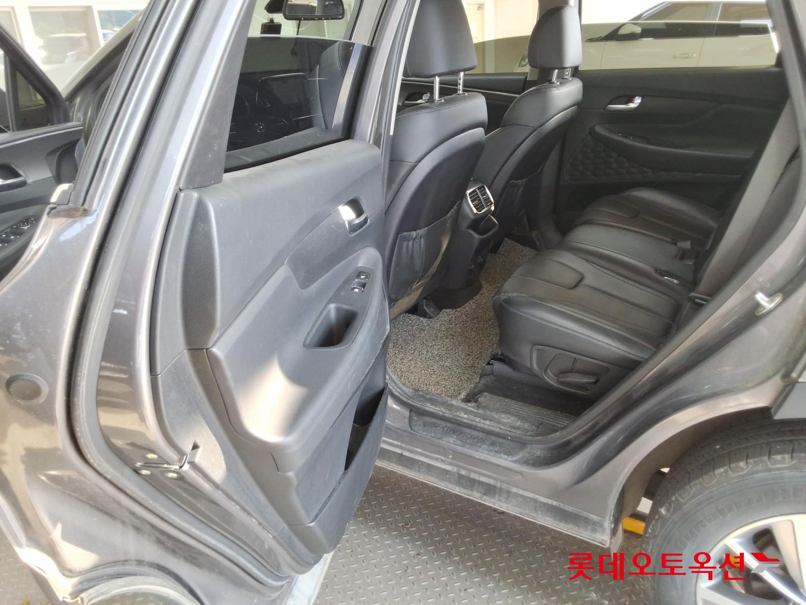 Hyundai Santa Fe - 38