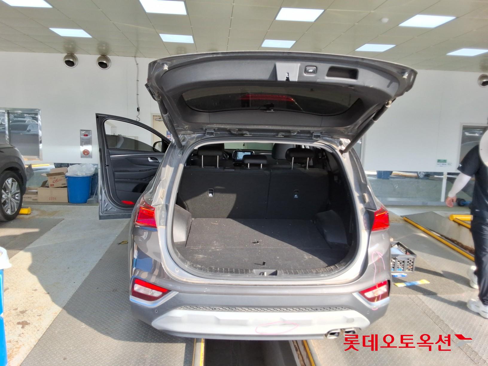 Hyundai Santa Fe - 9