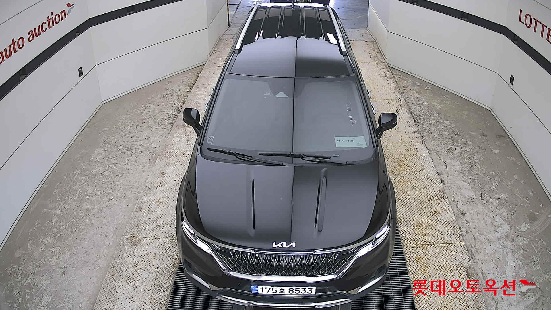 Kia Carnival - 7