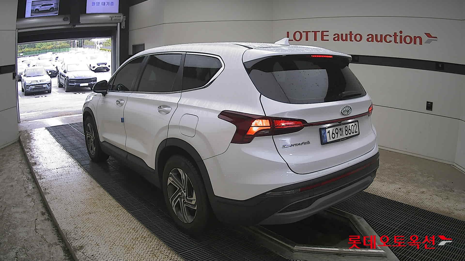 Hyundai Santa Fe 2022 Creamy White Pearl (optional) из Кореи, фото 6