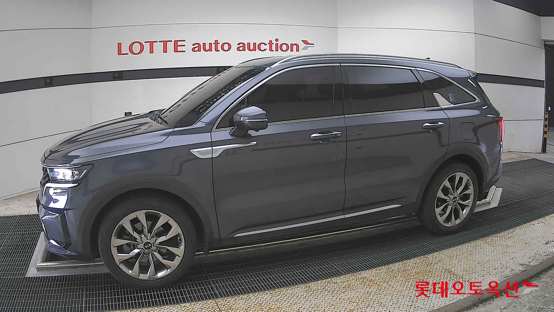 Kia Sorento - 12