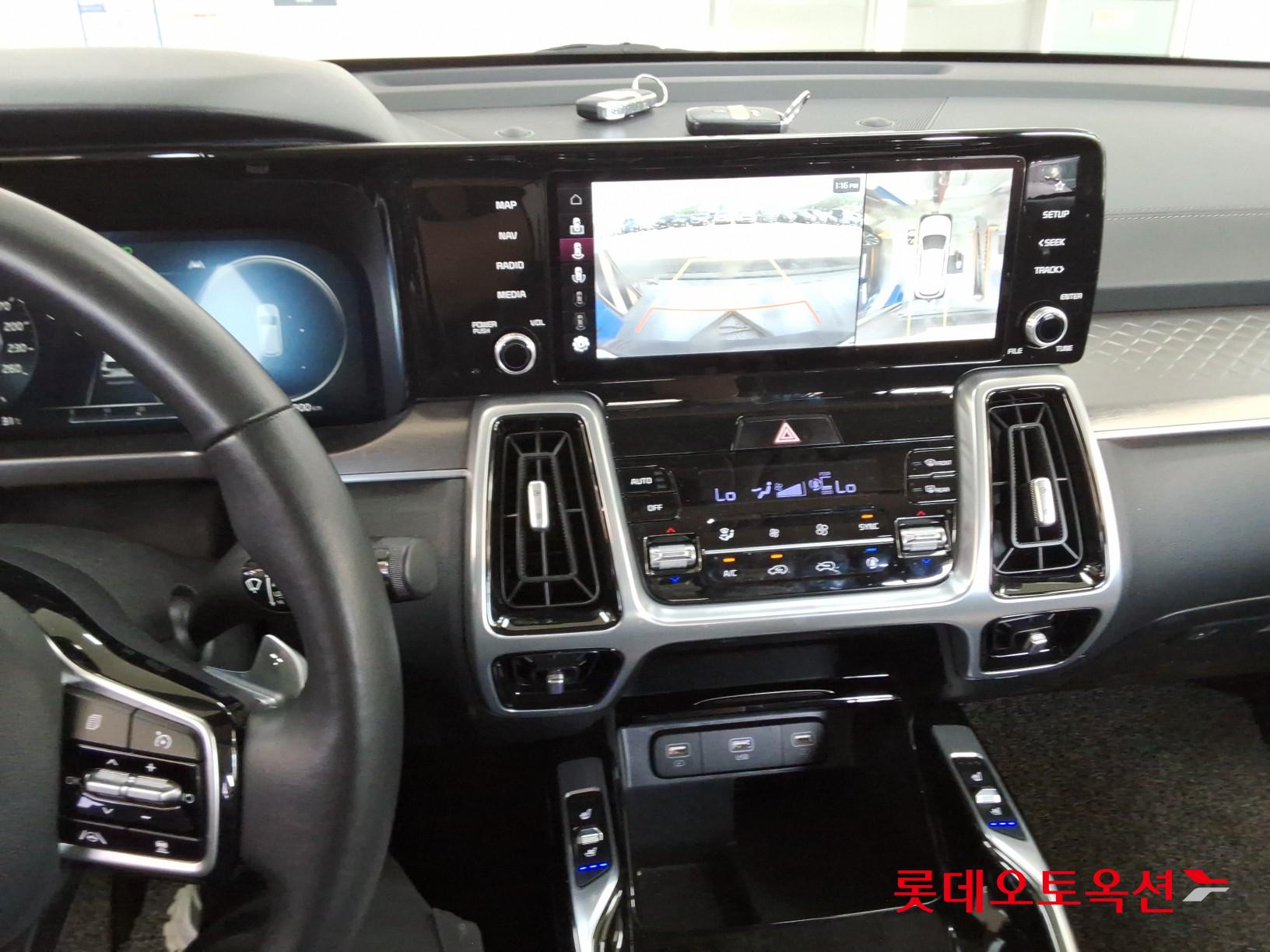 Kia Sorento - 33