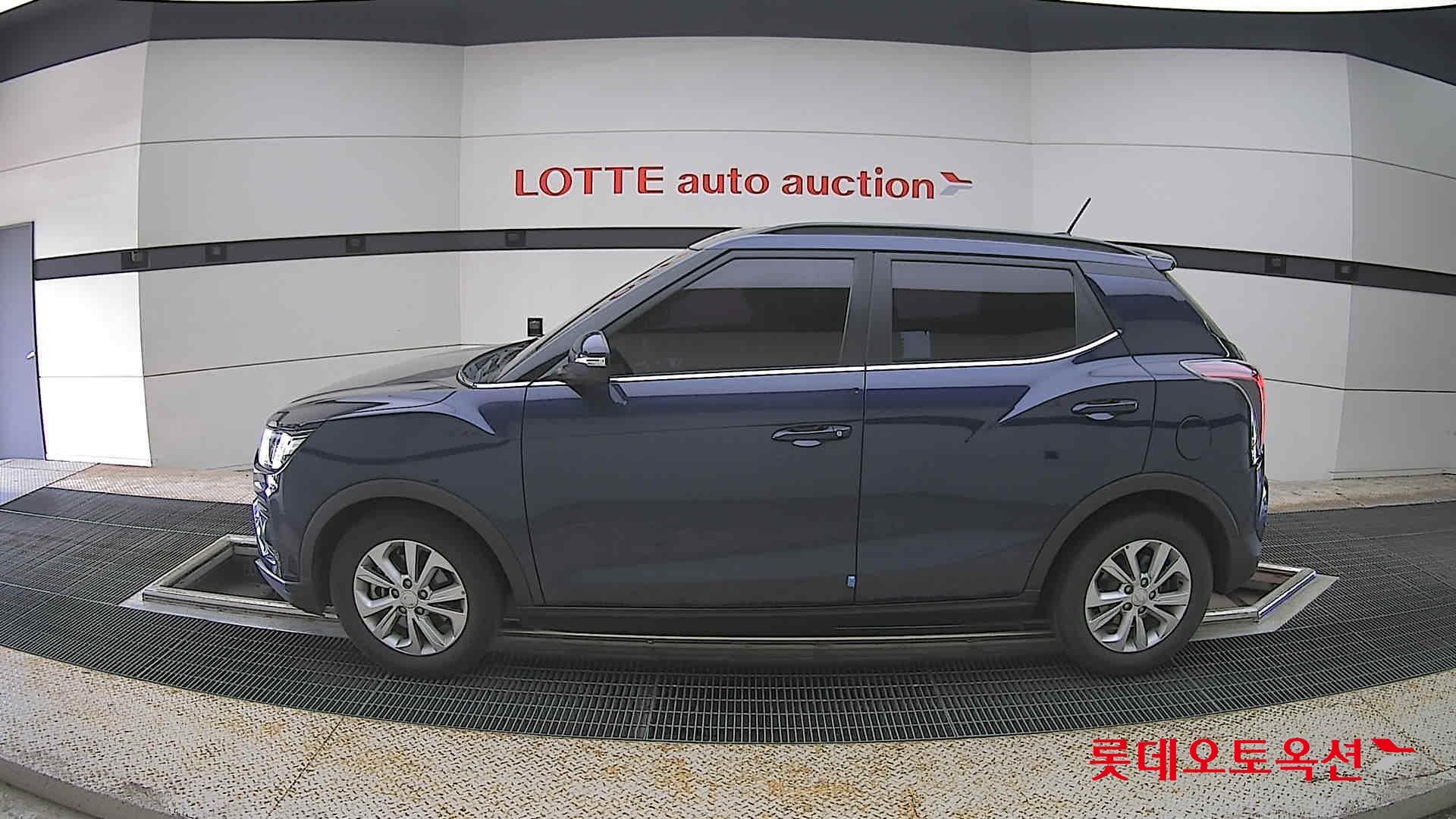 KG Mobility Tivoli - 13