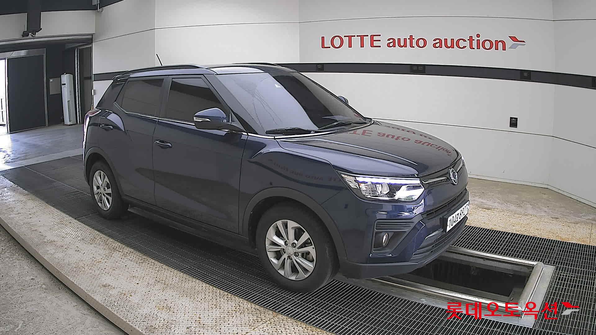 KG Mobility Tivoli - 23