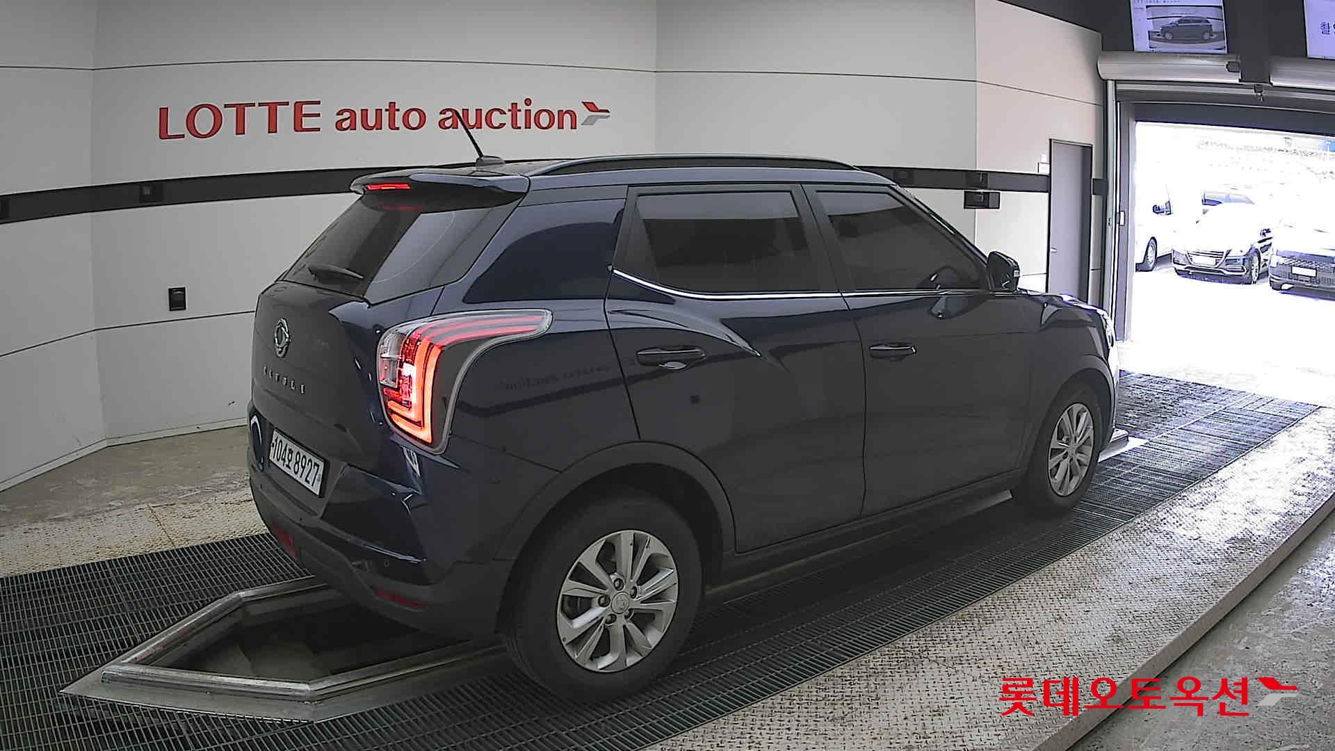 KG Mobility Tivoli - 19