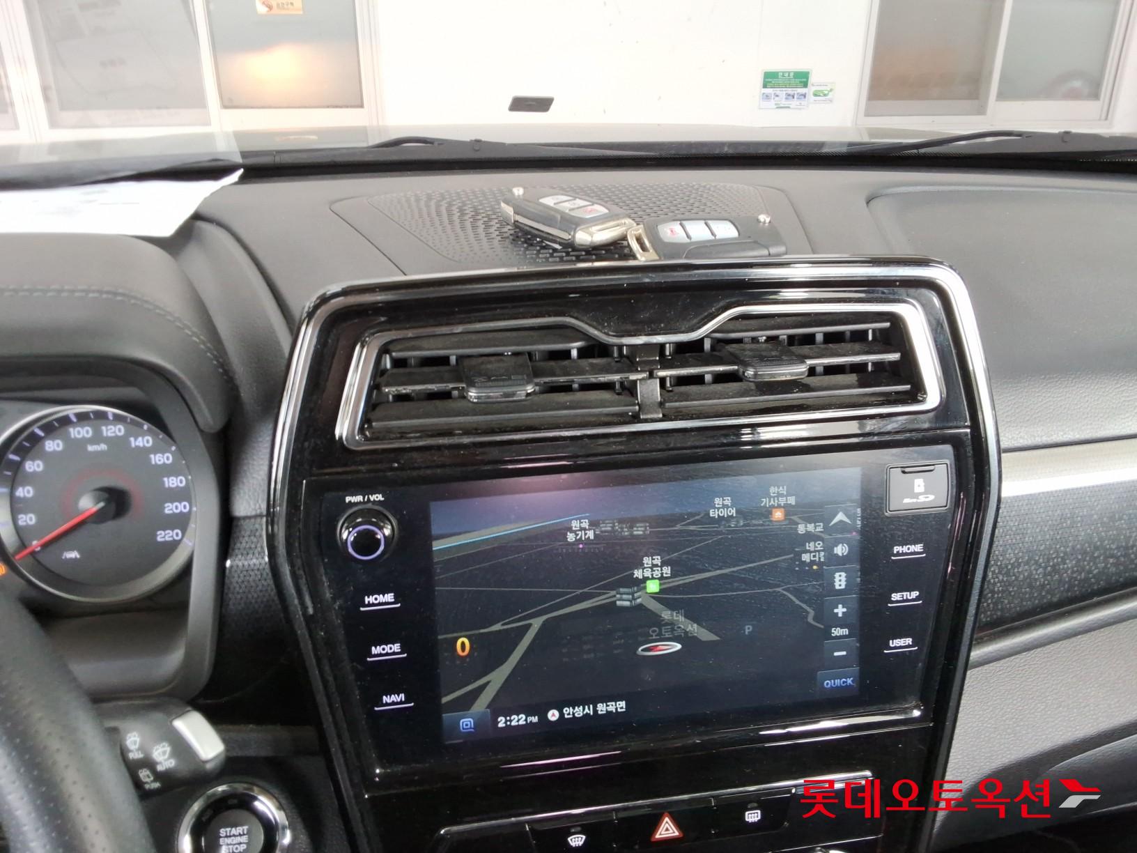 KG Mobility Tivoli - 32