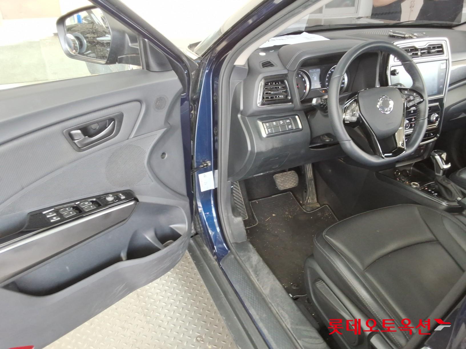 KG Mobility Tivoli - 37
