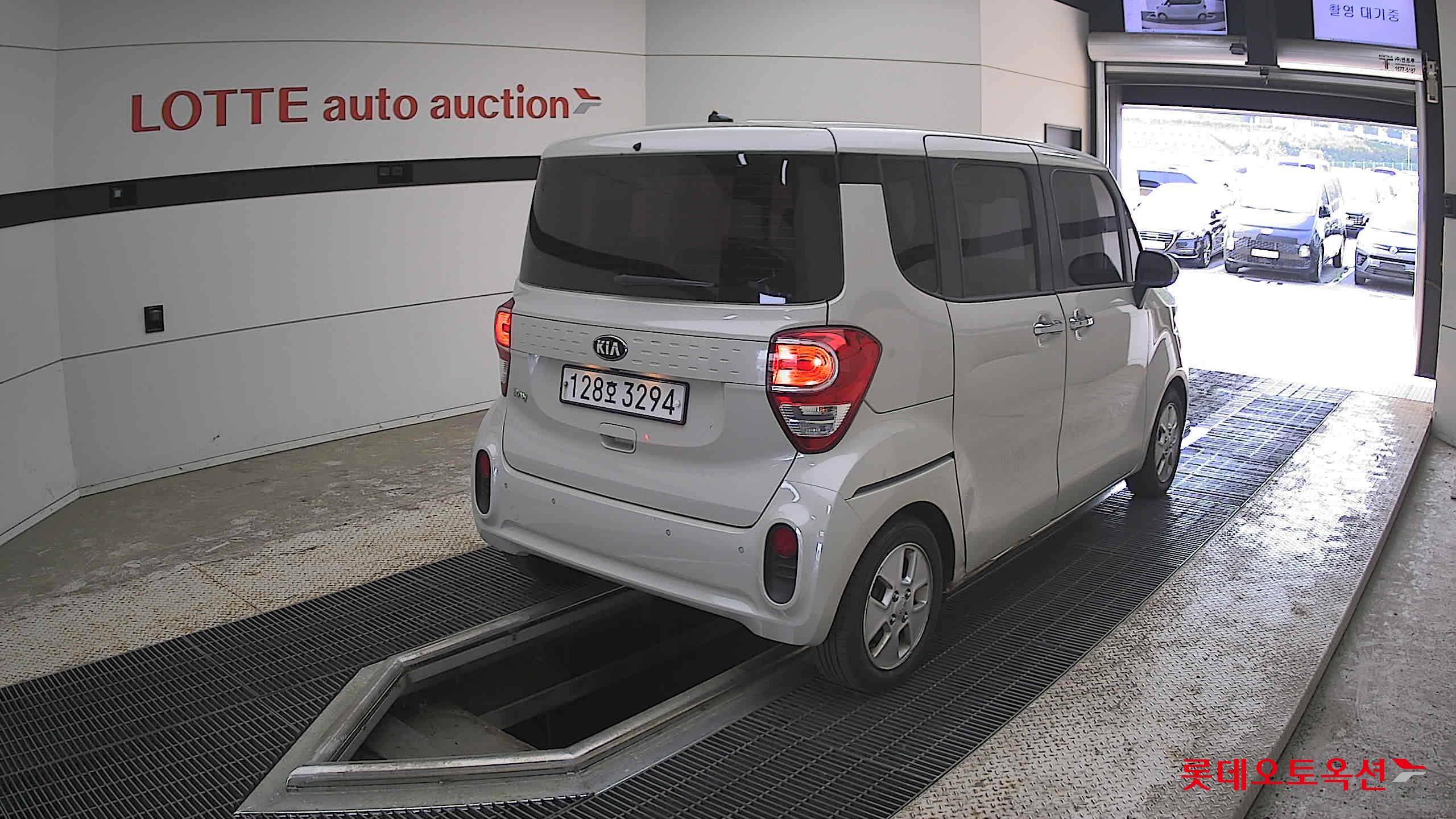 Kia Ray - 5