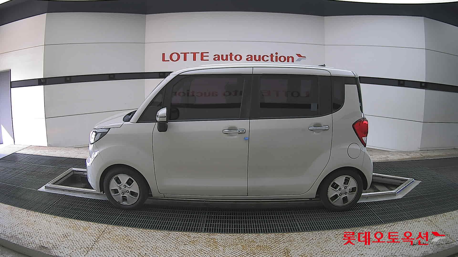 Kia Ray - 13