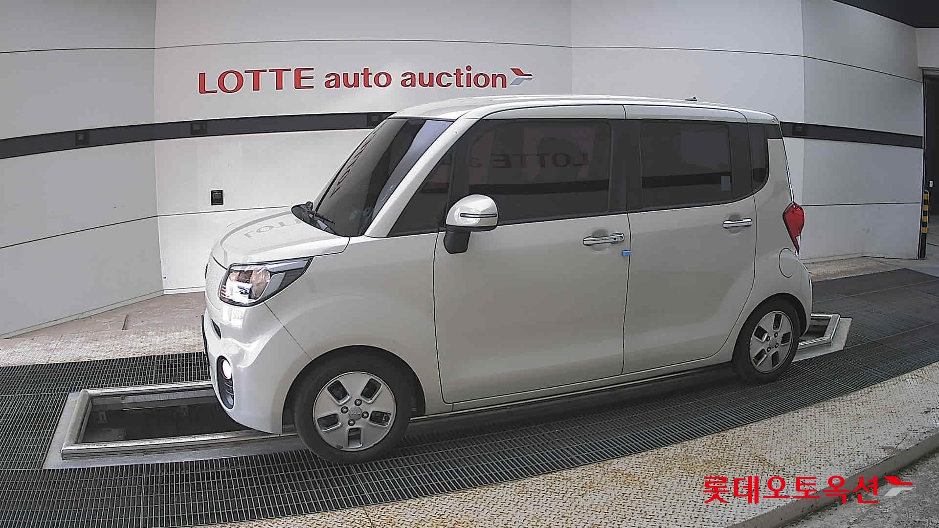 Kia Ray - 12