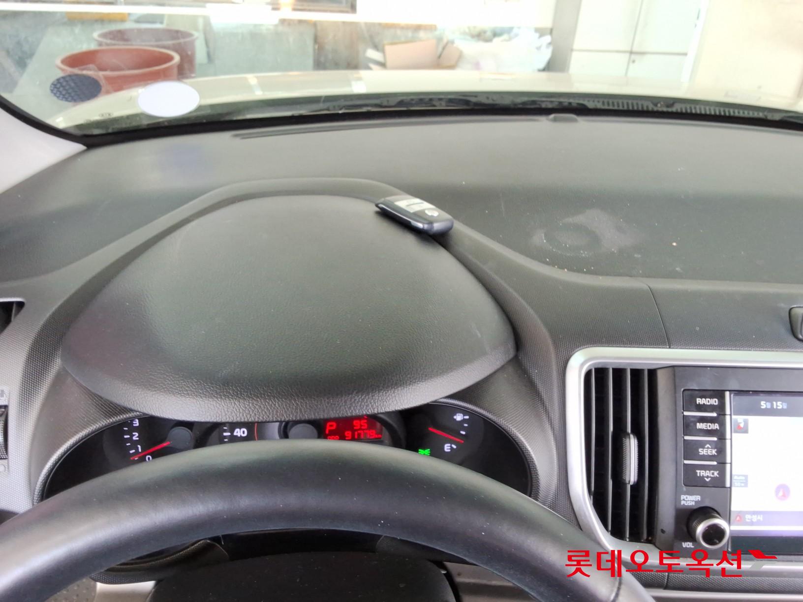 Kia Ray - 34