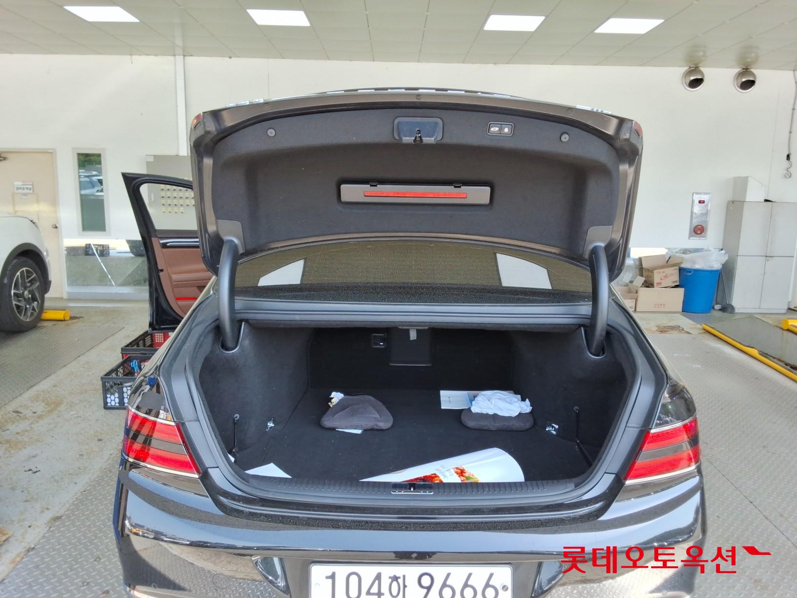 제네시스 G90 - 9