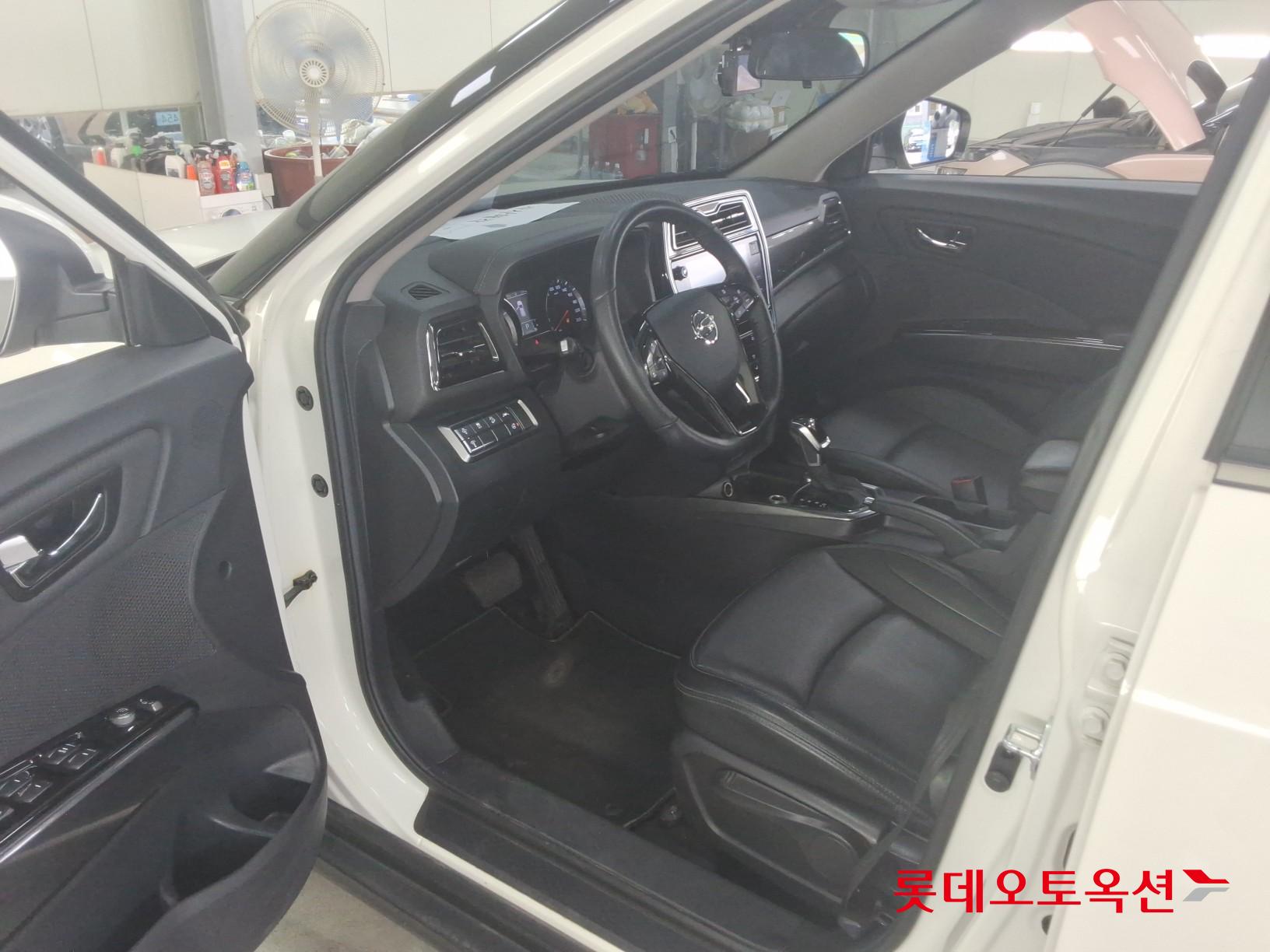 2022 - ssangyong tivoli