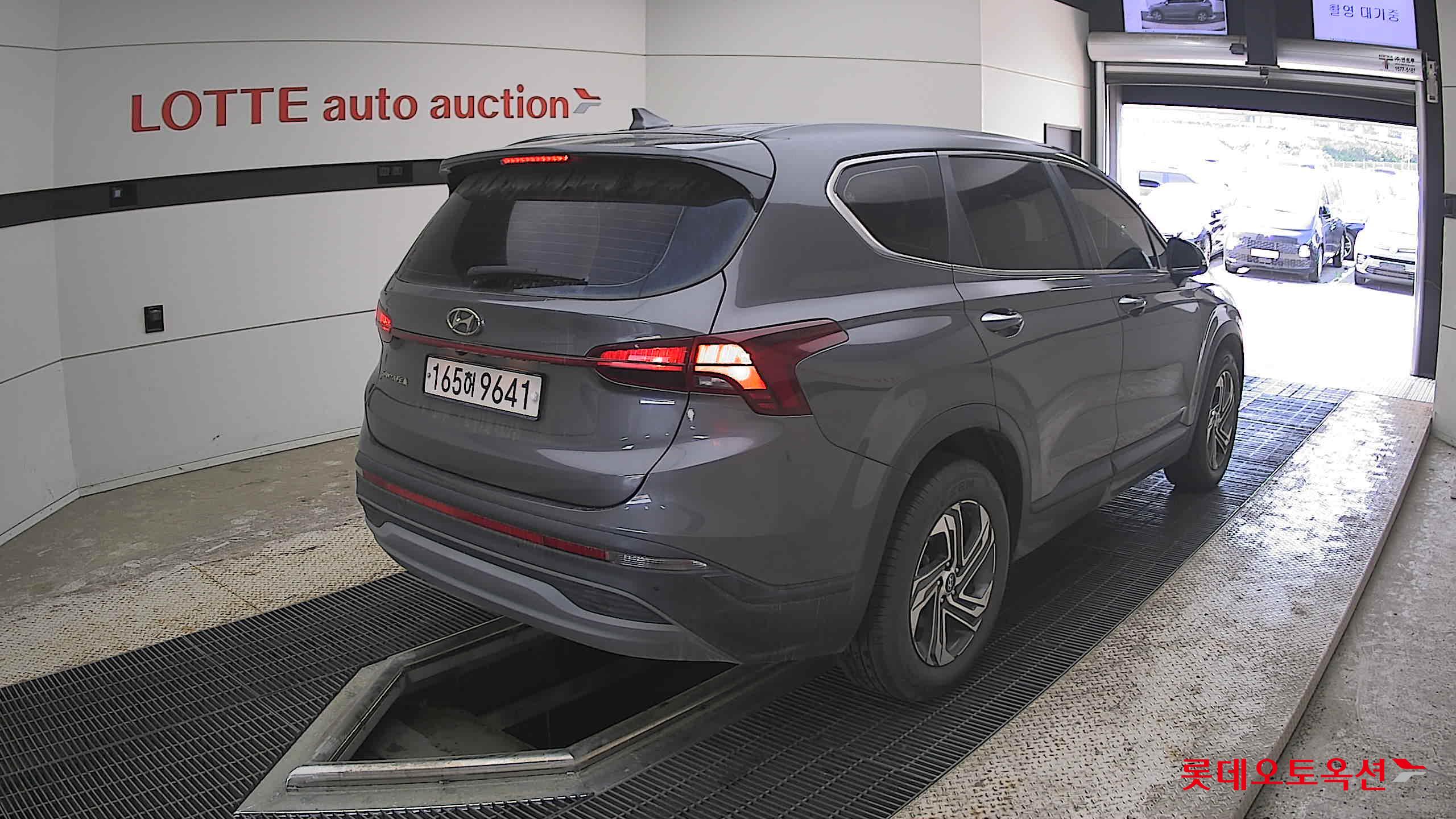 Hyundai Santa Fe - 5