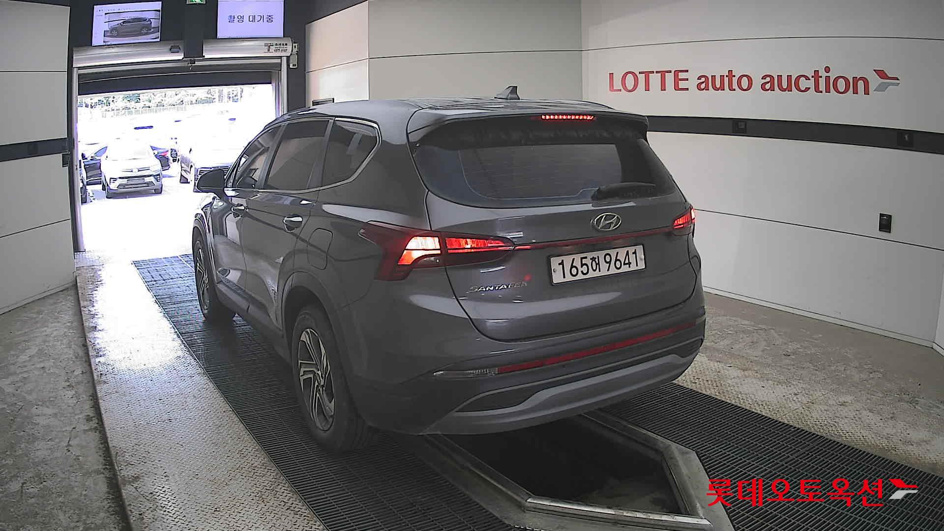 Hyundai Santa Fe - 16