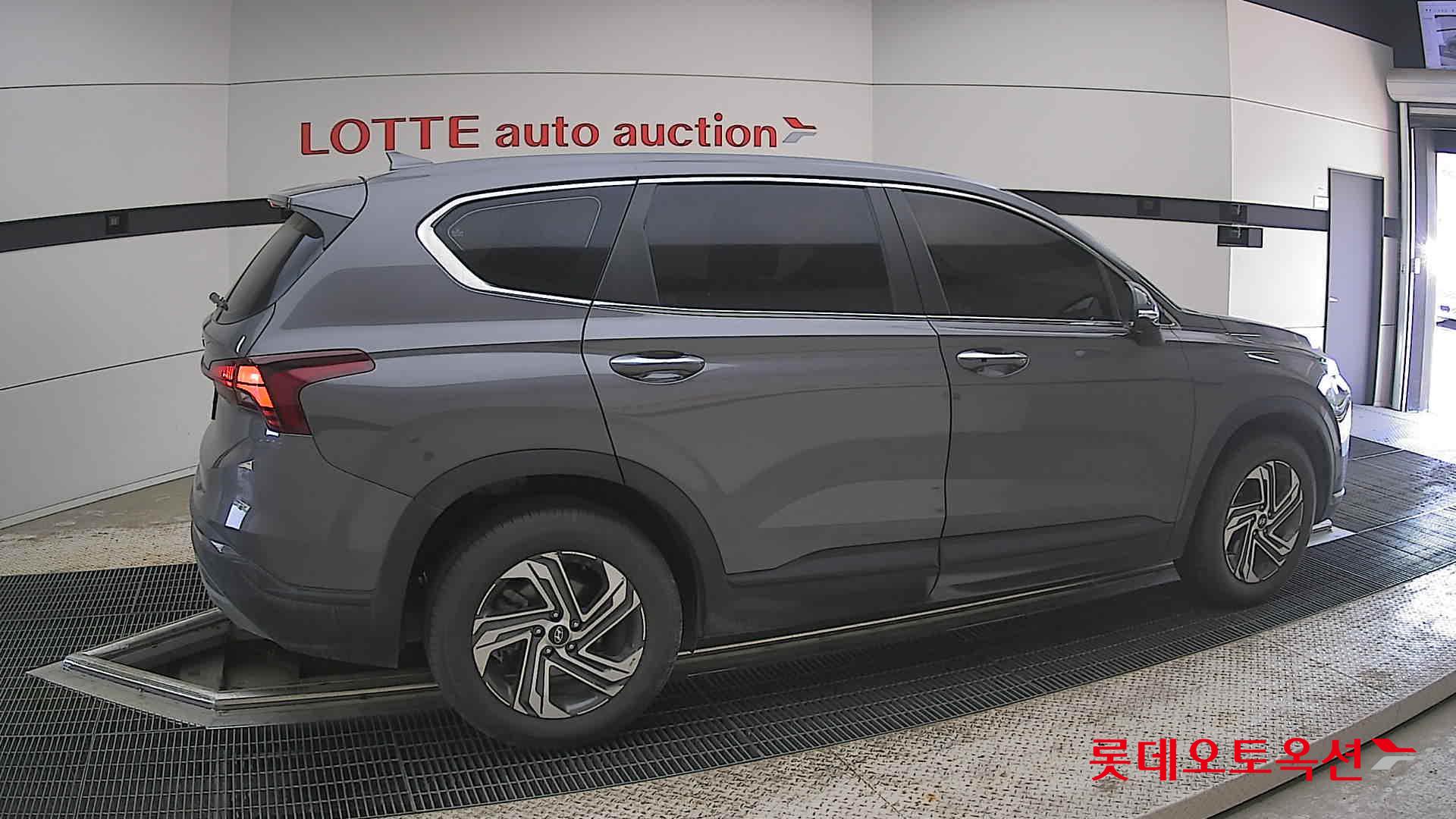 Hyundai Santa Fe - 20