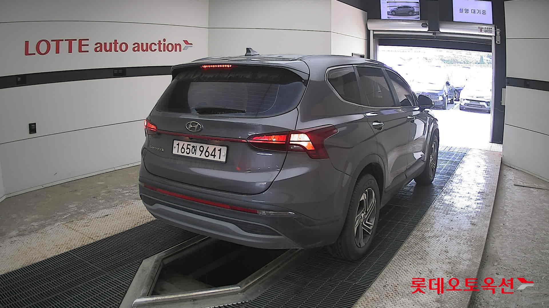 Hyundai Santa Fe - 18