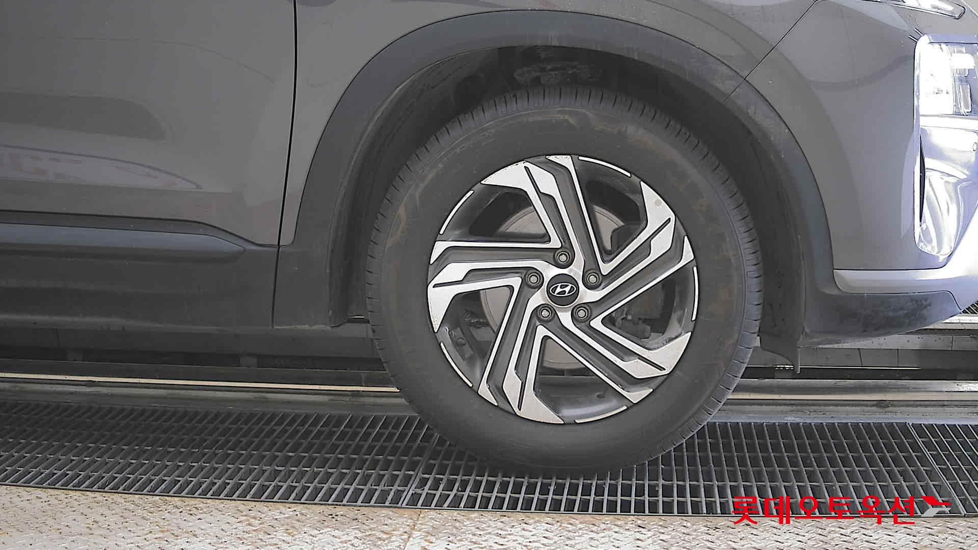 Hyundai Santa Fe - 27