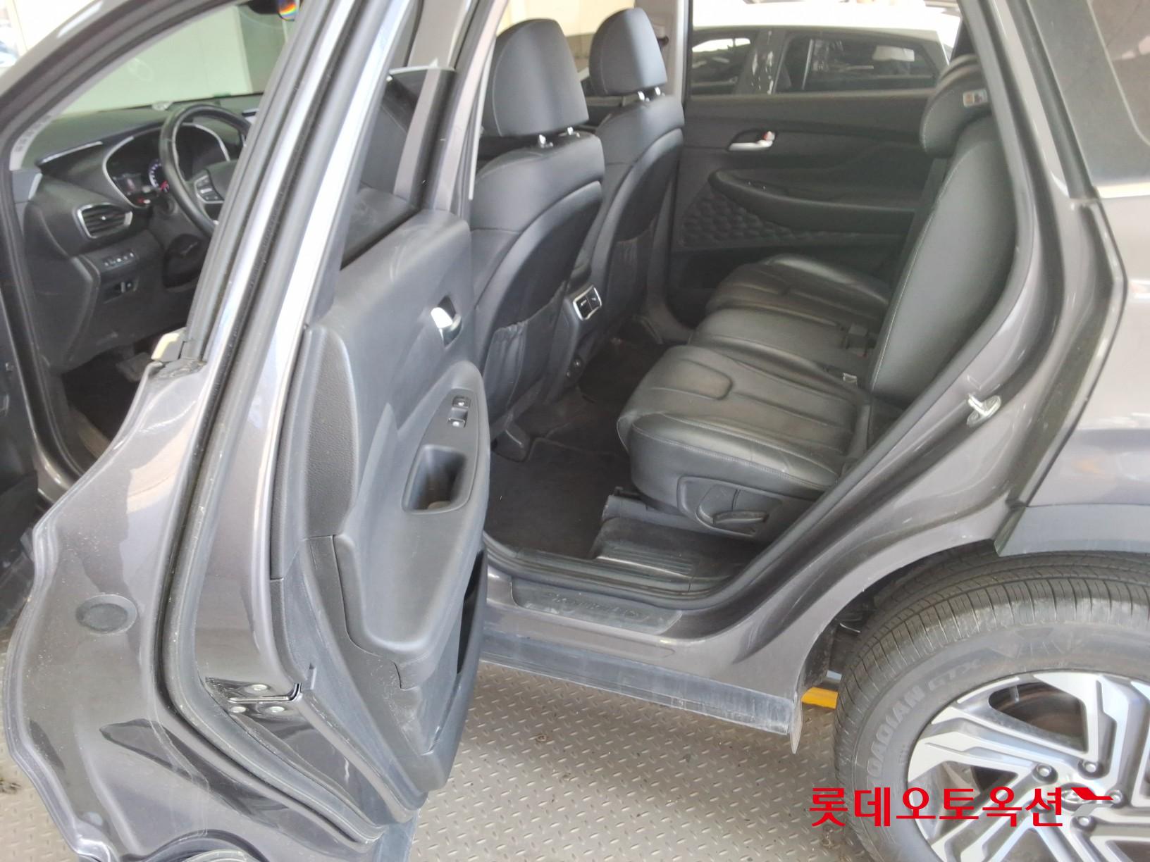 Hyundai Santa Fe - 38