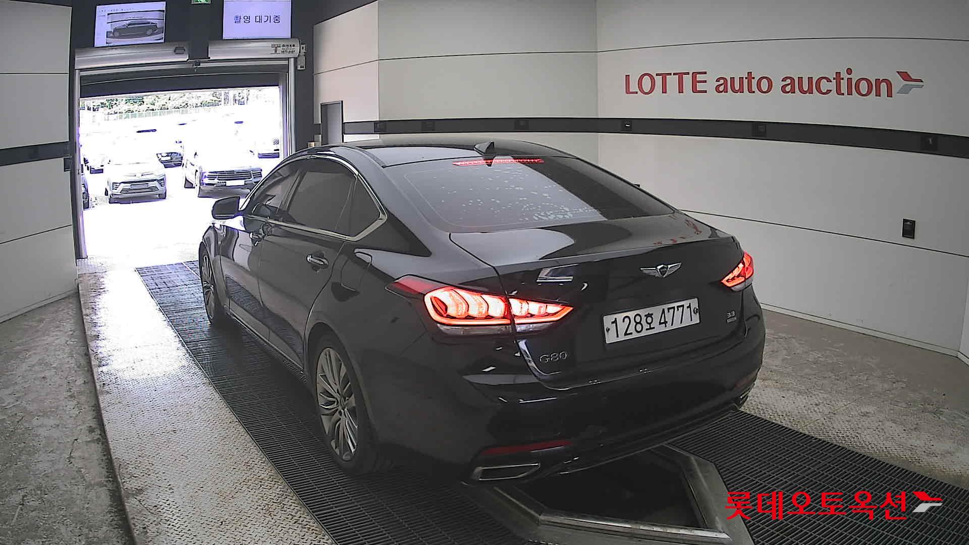 Genesis G80 - 16