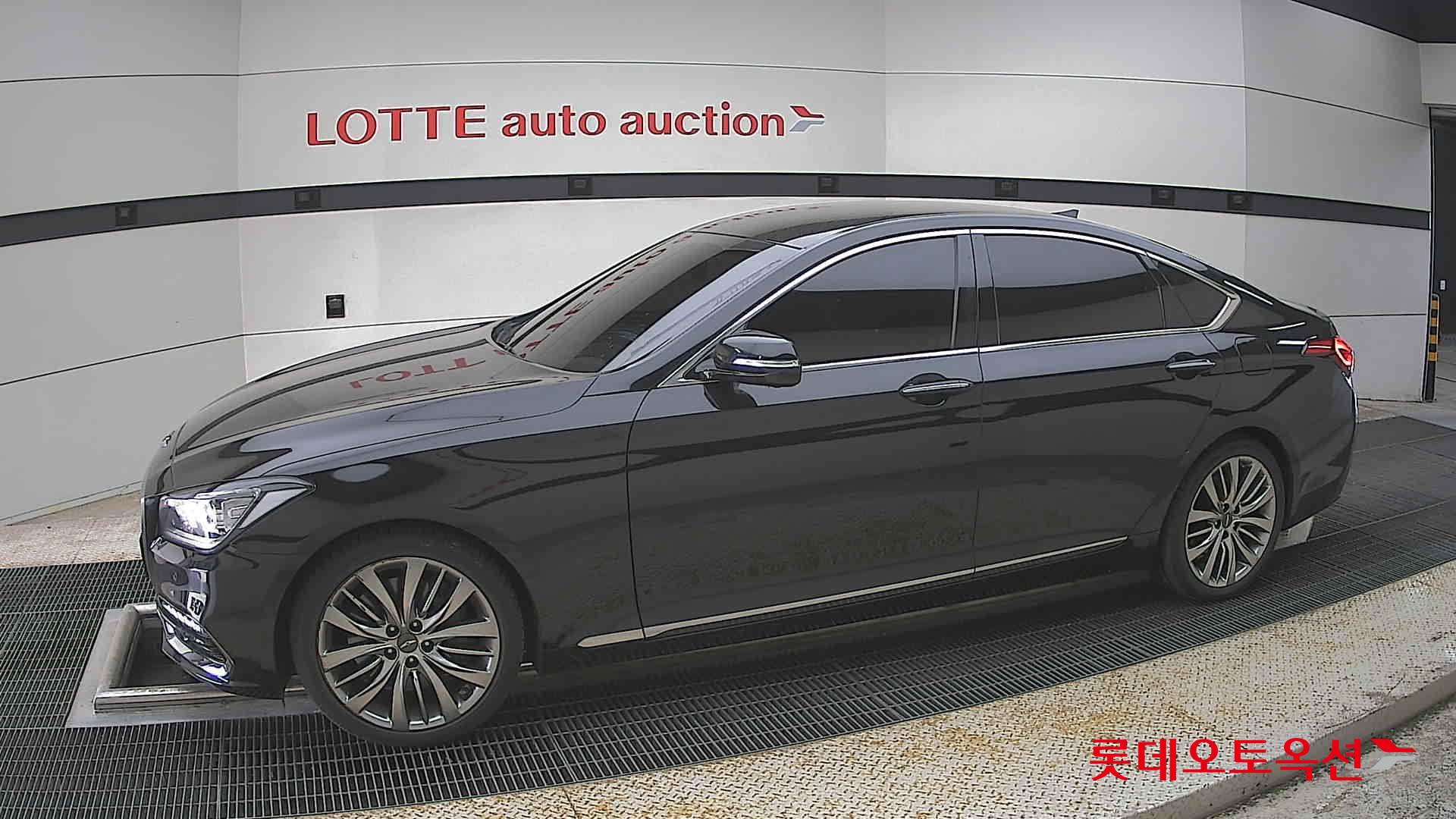 Genesis G80 - 12