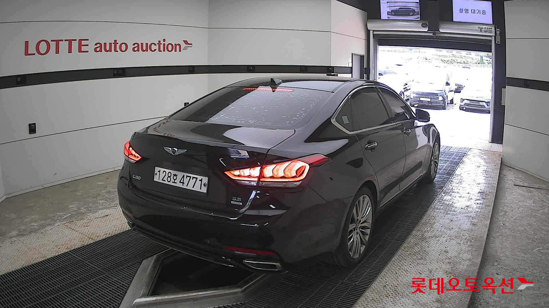 Genesis G80 - 18