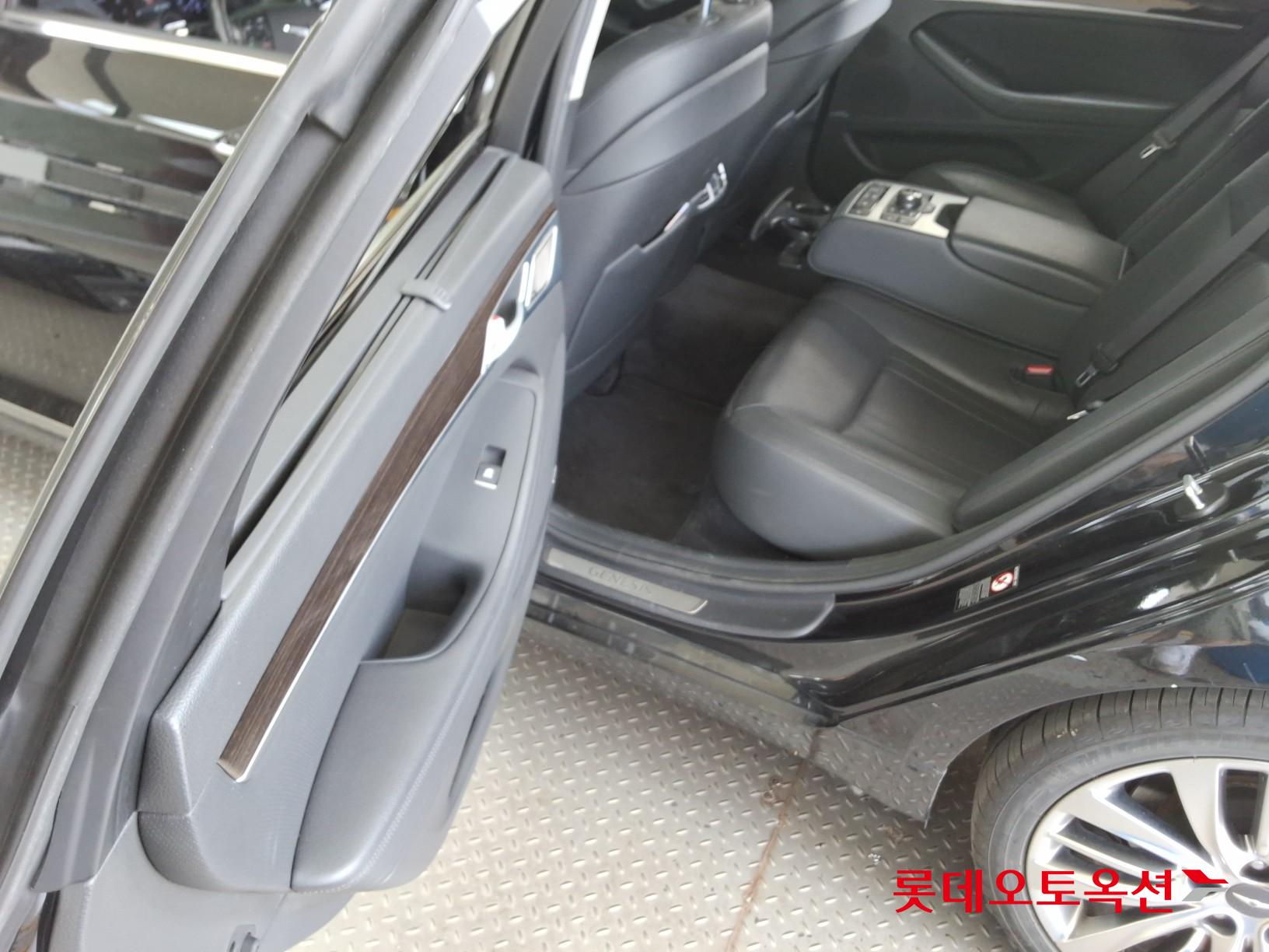 Genesis G80 - 38