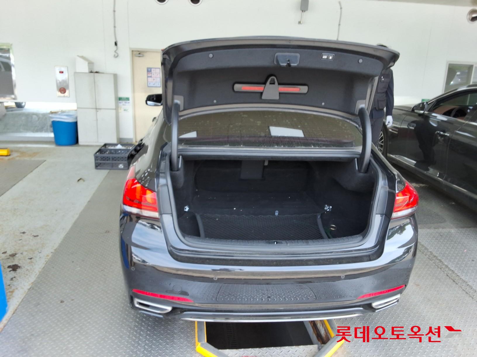 Genesis G80 - 9