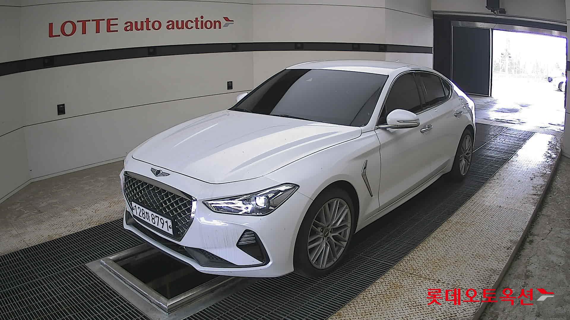 Genesis G70 - 3